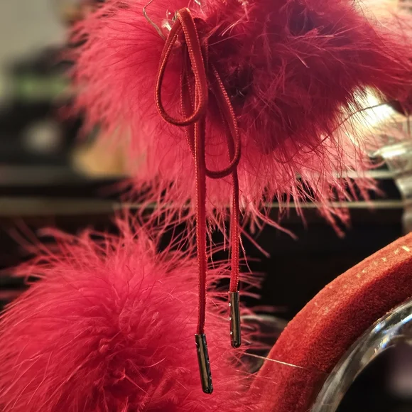 Never Worn Feathered Pleaser boots - Picture 6 of 11